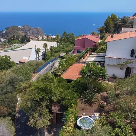 La Casa Di Angelo Holiday home